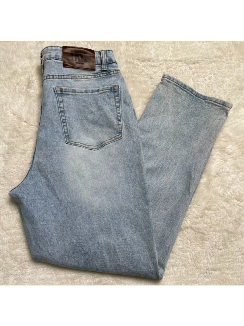 Frye Denim Jeans Size 10 30 Light Wash Straight Leg Mid Rise Spots Comfort Distr - Picture 2 of 8